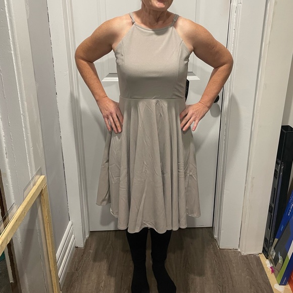 Lulu’s NWT medium dress